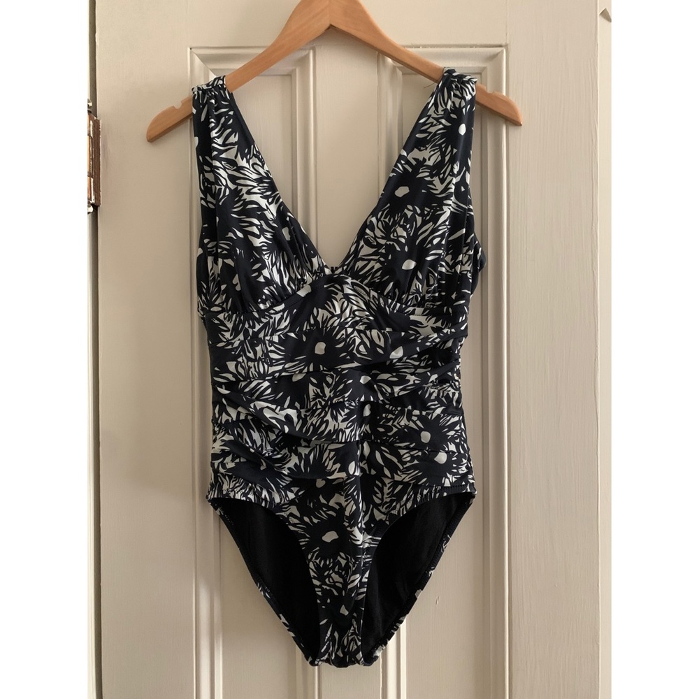 Garnet Hill Ruched Bathing Suit One Piece Swimsuit